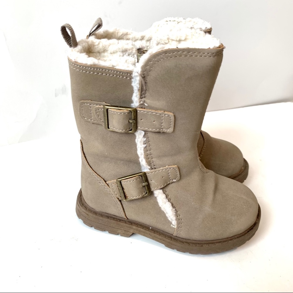 OSHKOSH Faux Fur Zippered Tan Boots—SZ. 6 - Picture 3 of 12